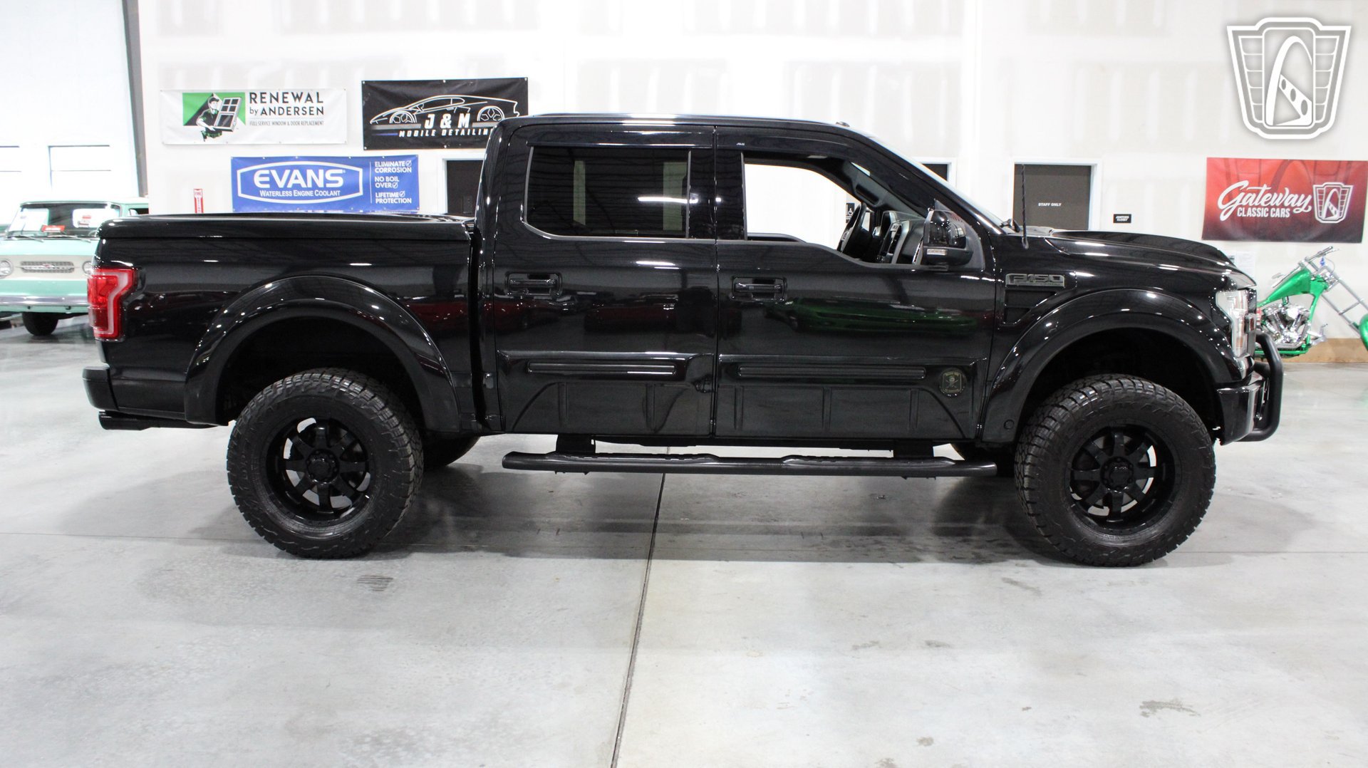 Used 2015 Ford F150 Lariat w/ Equipment Group 502A Luxury AWD/4WD image 7