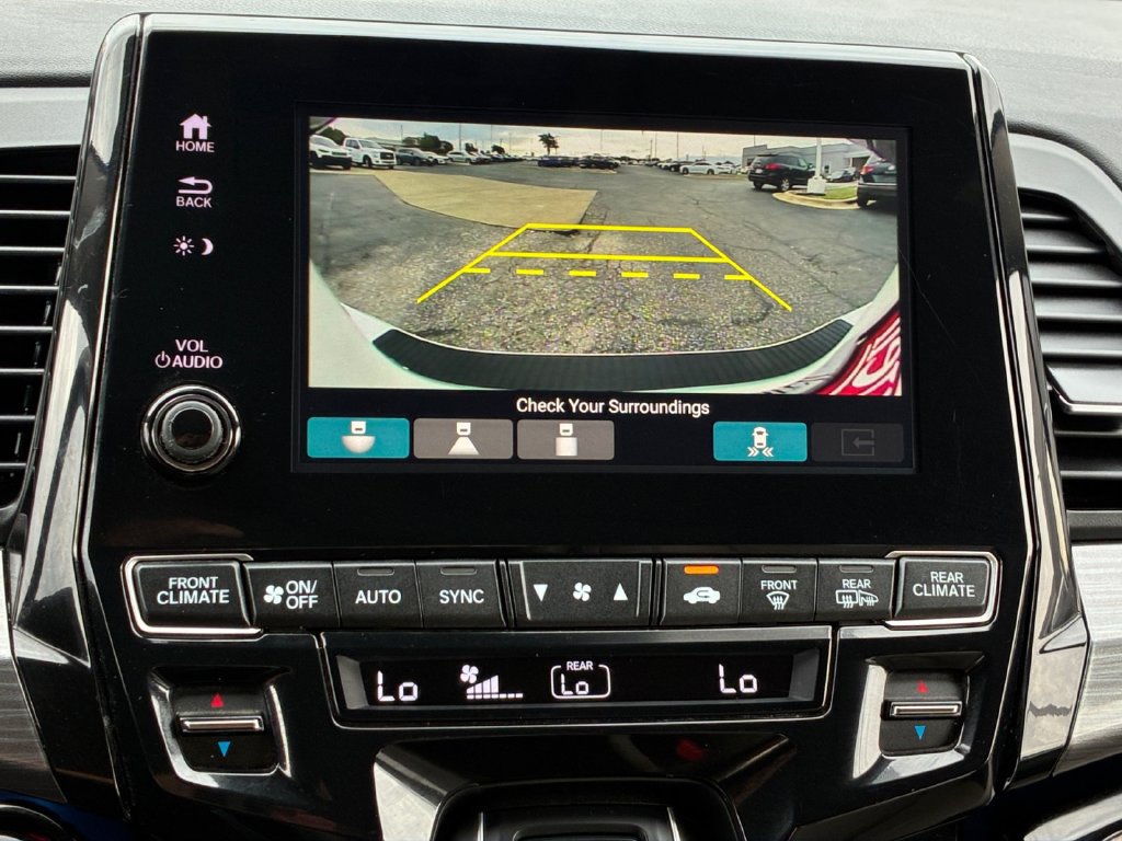 Used 2024 Honda Odyssey Elite image 9