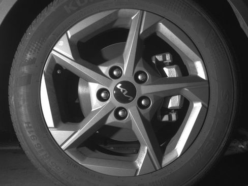 Used 2025 Kia K4 LXS image 13