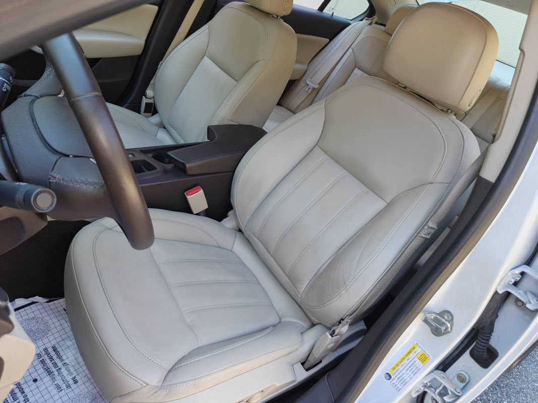Used 2016 Buick Regal FWD image 11