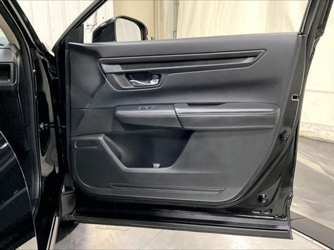 Used 2025 Honda CR-V LX image 24
