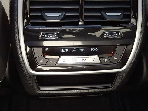 Used 2026 BMW X5 xDrive40i w/ Climate Comfort Package image 11