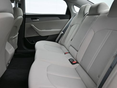 Used 2018 Hyundai Sonata ECO image 23