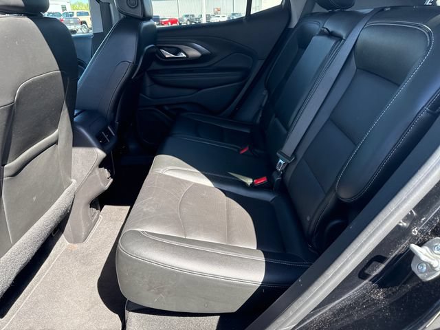 Used 2024 GMC Terrain SLT AWD/4WD image 29