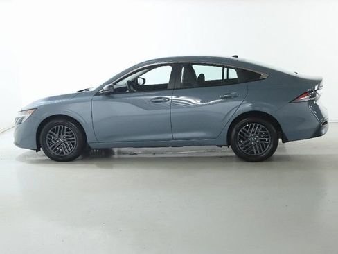 Used 2026 Nissan Sentra SV w/ SV Convenience Package FWD image 38