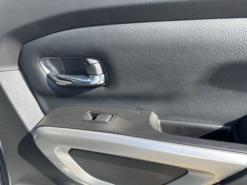 Used 2023 Nissan Titan SV w/ SV Convenience Package image 37