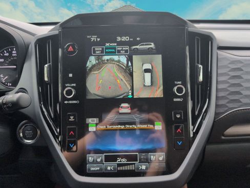 Used 2025 Subaru Forester Touring image 12