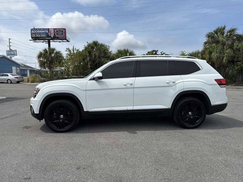 Used 2019 Volkswagen Atlas SEL Premium AWD/4WD image 4