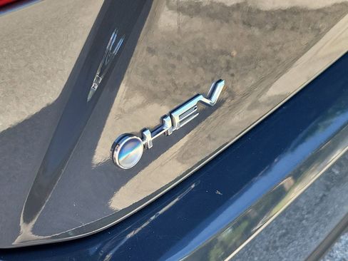 Used 2025 Toyota Camry LE FWD image 7
