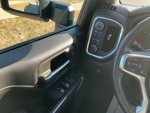 Used 2020 Chevrolet Silverado 2500 LTZ image 25