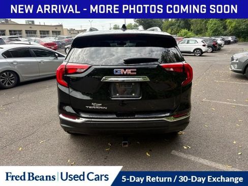 Used 2018 GMC Terrain SLT w/ Preferred Package FWD image 6