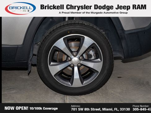 Used 2019 Jeep Cherokee Limited w/ Luxury Group image 40