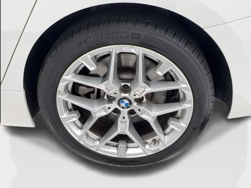 Used 2025 BMW 330i Sedan RWD image 12
