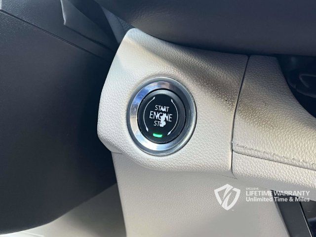 Used 2021 Buick Envision Avenir w/ Technology Package II AWD/4WD image 41