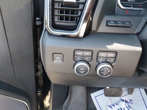 Used 2023 GMC Sierra 1500 Denali Ultimate image 12