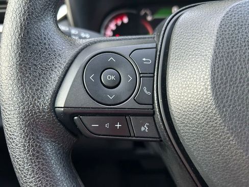 Certified 2025 Toyota RAV4 LE FWD image 19