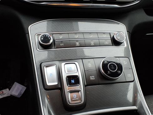 Used 2023 Hyundai Santa Fe SE image 15