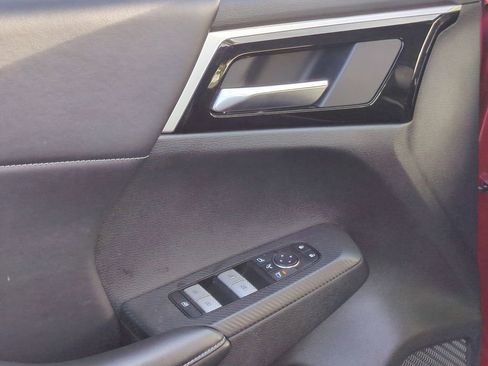 Used 2023 Mitsubishi Outlander SE image 23