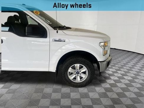 Used 2017 Ford F150 XLT AWD/4WD image 12