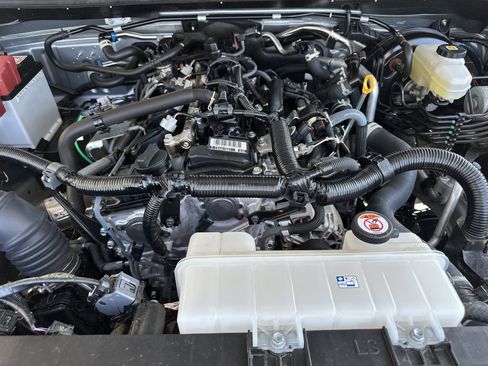 Used 2025 Toyota 4Runner SR5 image 12