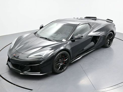 Used 2025 Chevrolet Corvette Z06 RWD image 47