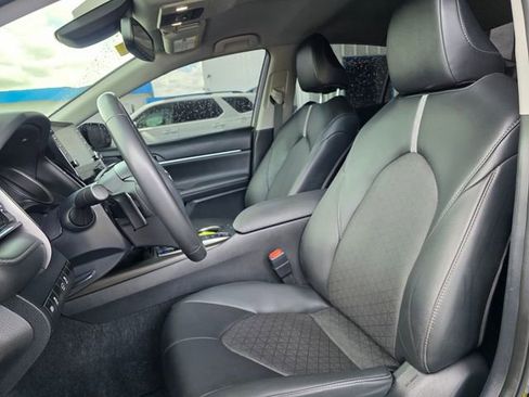 Used 2024 Toyota Camry XSE FWD image 13