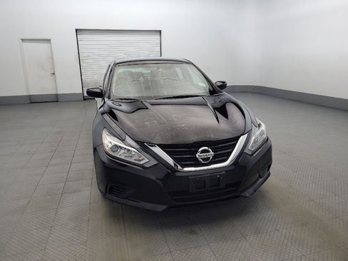 Used 2018 Nissan Altima 2.5 S w/ S Convenience Package image 14
