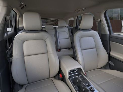 New 2026 Lincoln Corsair Premiere image 10