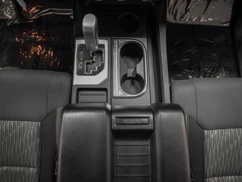 Used 2018 Toyota Tundra SR5 image 30