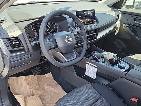 New 2026 Nissan Rogue SV w/ Cold Weather Package image 22