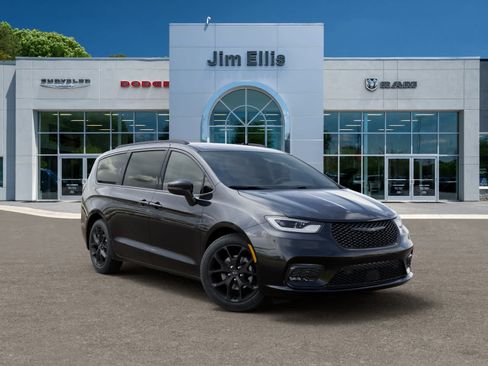 New 2026 Chrysler Pacifica Select w/ S Appearance Package FWD image 5