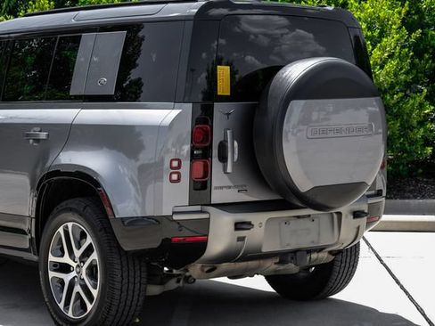 Used 2023 Land Rover Defender 110 X-Dynamic SE AWD/4WD image 15