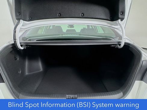 Used 2025 Honda Accord Touring image 12