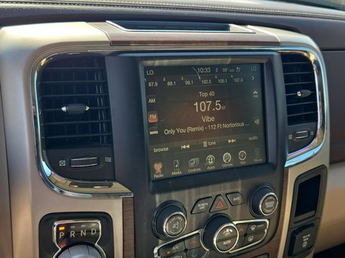 Used 2016 RAM 1500 Laramie w/ Convenience Group AWD/4WD image 16