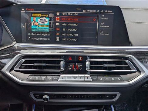 Used 2022 BMW X7 M50i w/ Executive Package AWD/4WD image 15