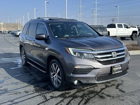 Used 2017 Honda Pilot Elite image 33
