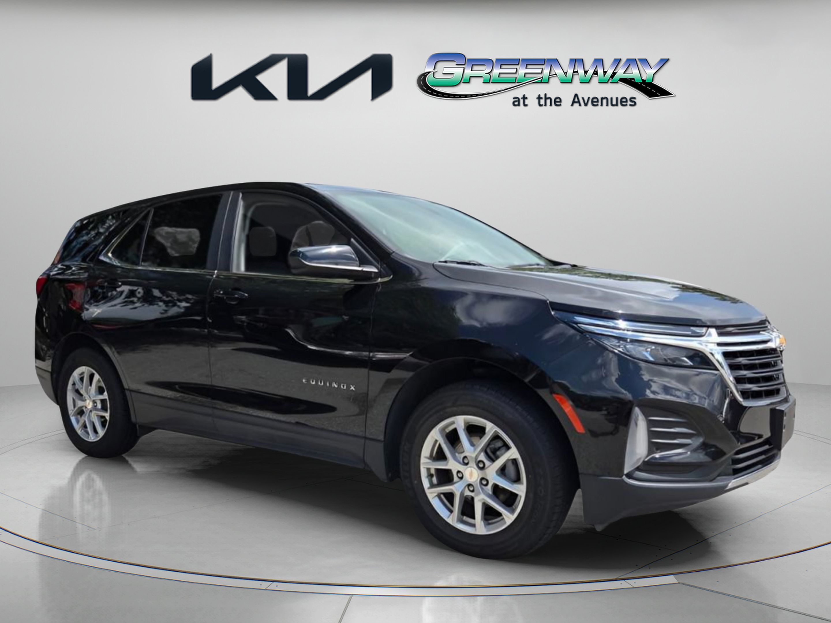 Used 2024 Chevrolet Equinox LT AWD/4WD image 1