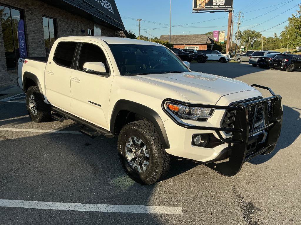 Used 2023 Toyota Tacoma TRD Off-Road AWD/4WD image 8