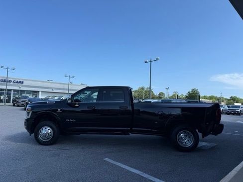 New 2026 RAM 3500 Longhorn AWD/4WD image 10