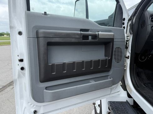 Used 2019 Ford F650 2WD Regular Cab Super Duty image 20