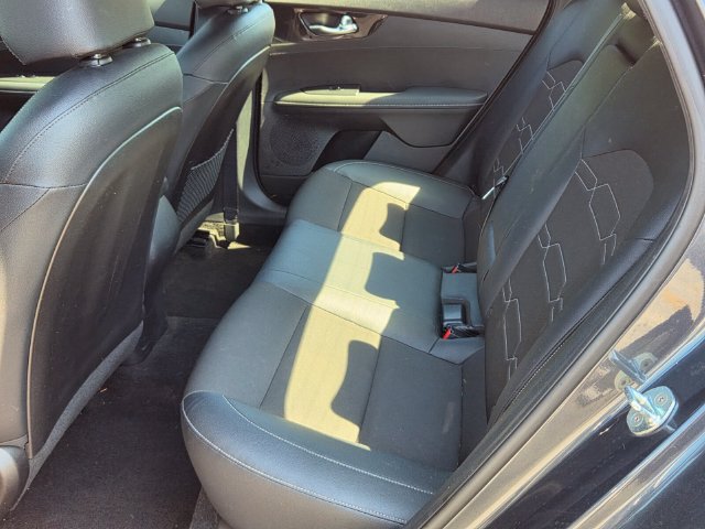 Used 2023 Kia Forte GT-Line FWD image 12