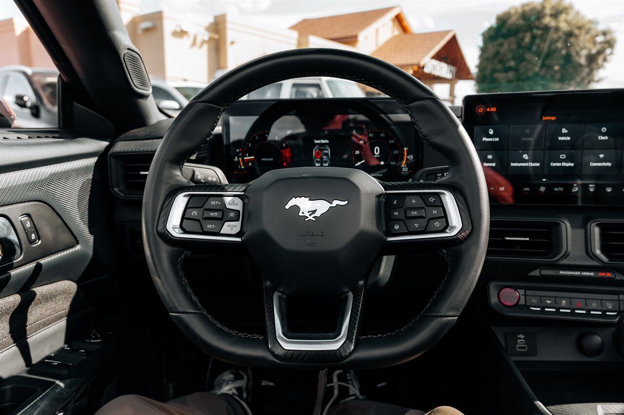 Used 2024 Ford Mustang Convertible RWD image 25