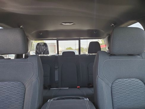 New 2026 RAM 1500 Express AWD/4WD image 20