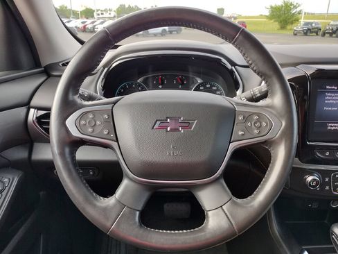 Used 2021 Chevrolet Traverse RS AWD/4WD image 24