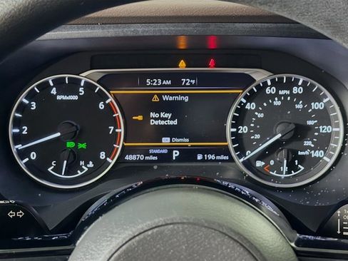 Certified 2022 Nissan Rogue SV image 14