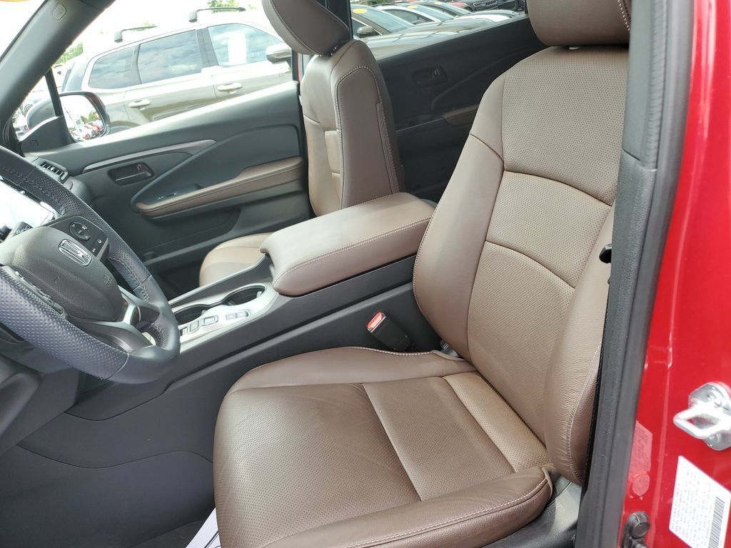 Used 2024 Honda Passport EX-L image 17