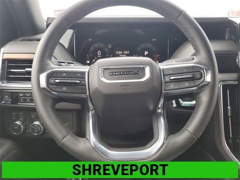 Certified 2025 GMC Yukon XL Denali image 11