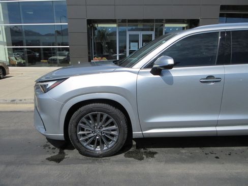 Used 2024 Lexus TX 350 AWD w/ Cold Weather Package image 2