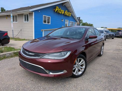 Used 2016 Chrysler 200 Limited w/ Convenience Group FWD image 1