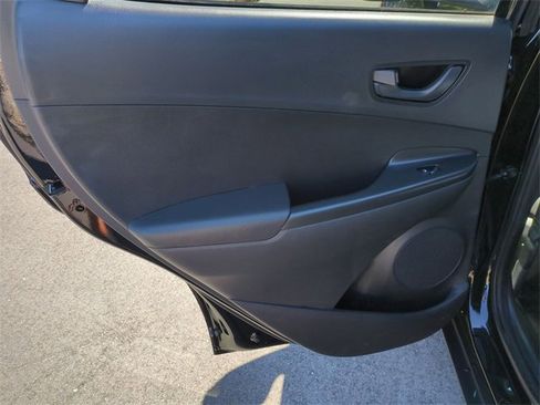 Used 2020 Hyundai Kona SEL Plus image 23